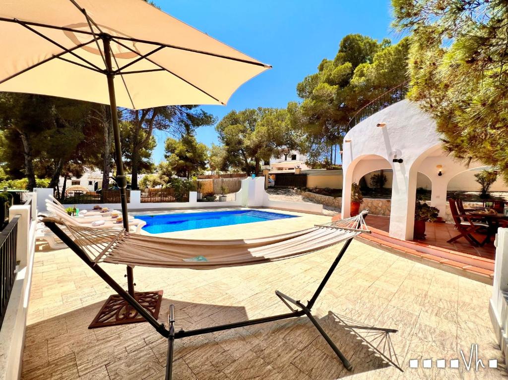 Bazén v ubytování VH CostaBlanca - CARMEN nebo v jeho okolí