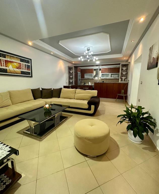 Seaside Escape Apartment - Image 1