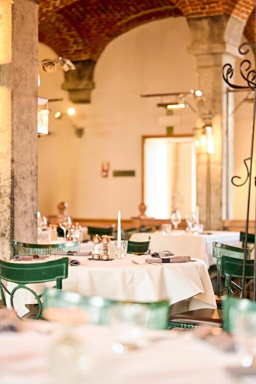 Restaurace v ubytování Van der Valk Waterloo