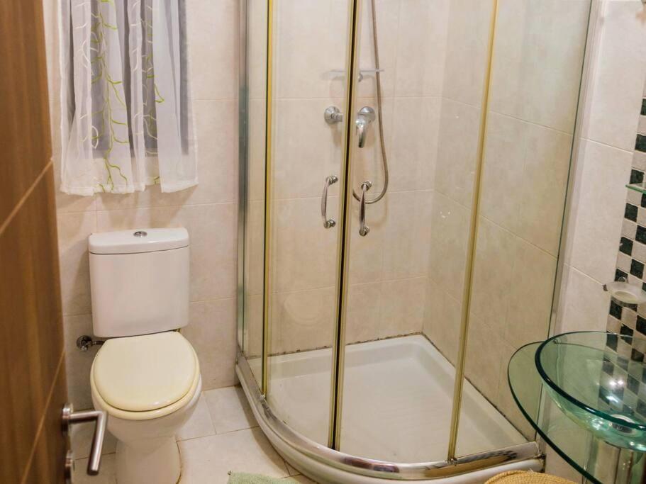 Koupelna v ubytování Sea views apartment-wifi-sleep 5