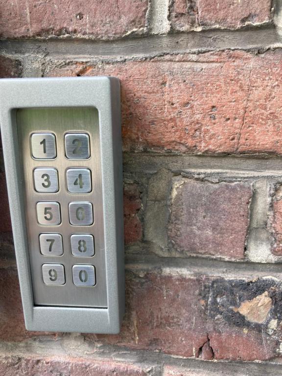 Hotel Entree - Canal View Bruges - Resim 15