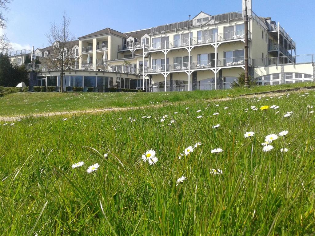 Seehotel Schloss Klink - Oranjeriekamer Met Uitzicht Op Het Meer
