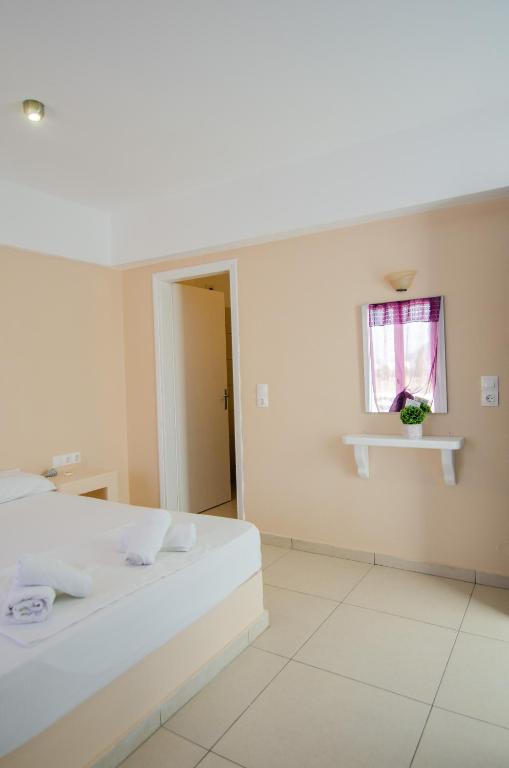 Sunshine Studios - 18