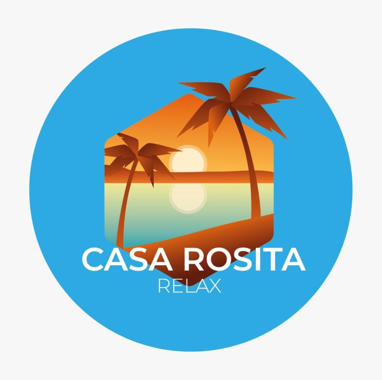 logotipo de un complejo con dos palmeras en Casa Rosita Relax - Piscina y gran terraza, en Aguadulce