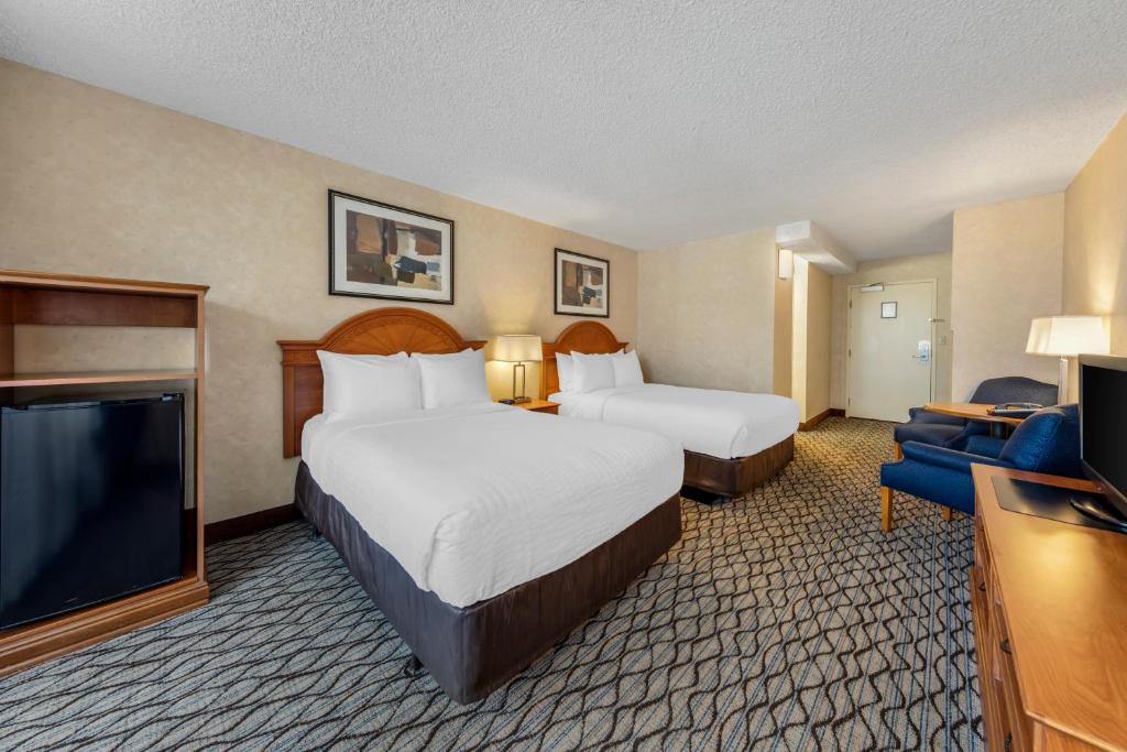 Clarion Hotel Anaheim Resort - Standard Room, 2 Double Beds, Non-Smoking