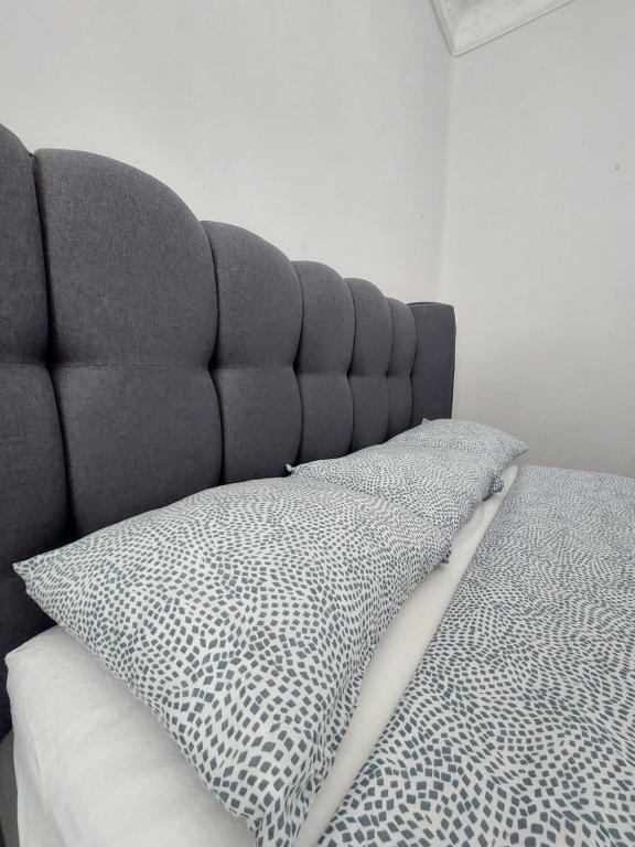 N1 Casa de Madrid - greenpeace line - Resim 12