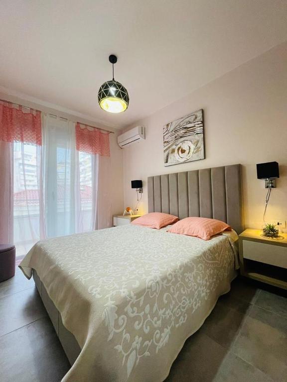 Bleu Saranda Apartment - Imazhi 4