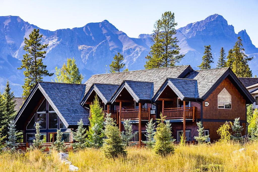 A Bear and Bison Country Inn - Resim 15