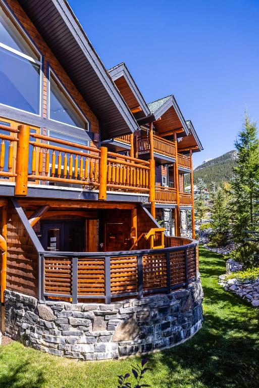 A Bear and Bison Country Inn - Resim 35