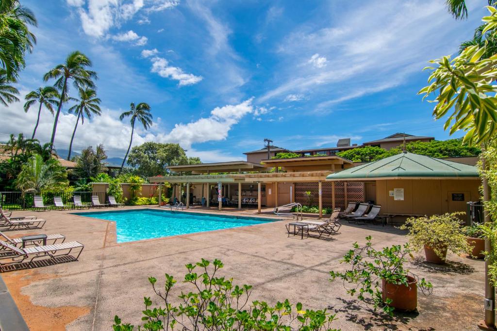 Bazén v ubytování Maui Sands 2F nebo v jeho okolí