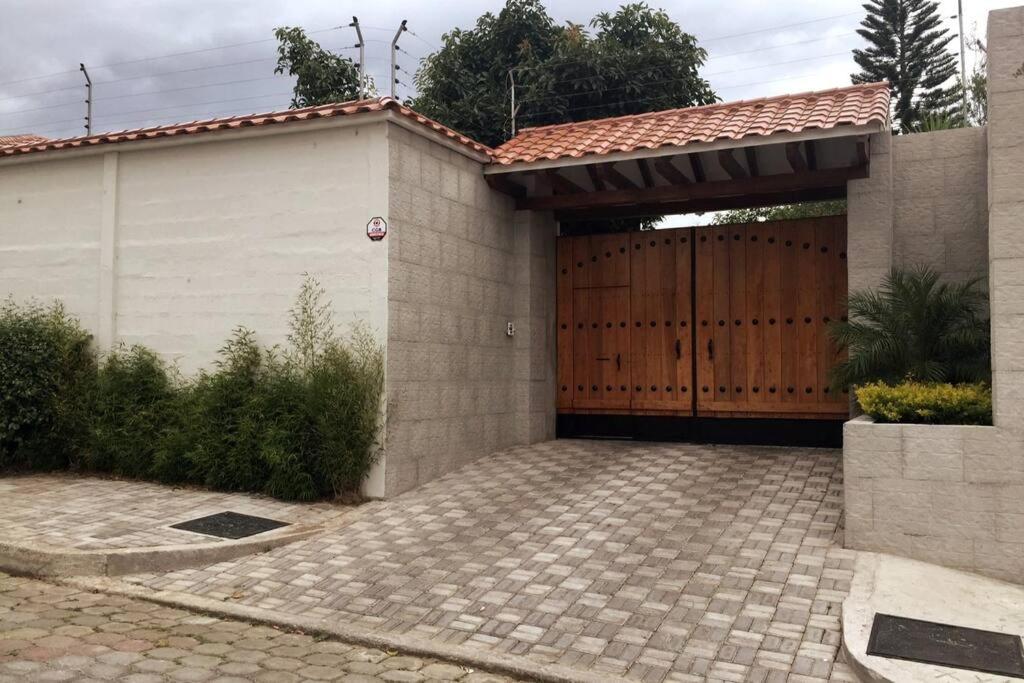 Fotografie z fotogalerie ubytování Lujosa Casa Guayllabamba - Gym Jacuzzi Piscina v destinaci Quito