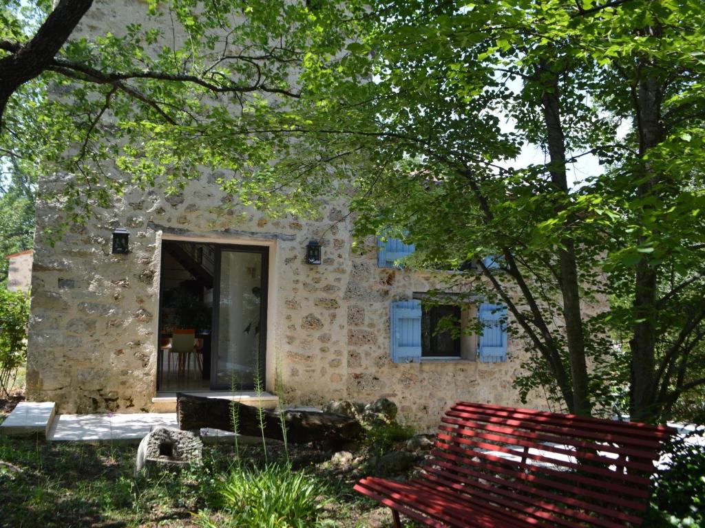 Zdjęcie z galerii obiektu Unique villa with private pool w mieście Saint-Paul-en-Forêt