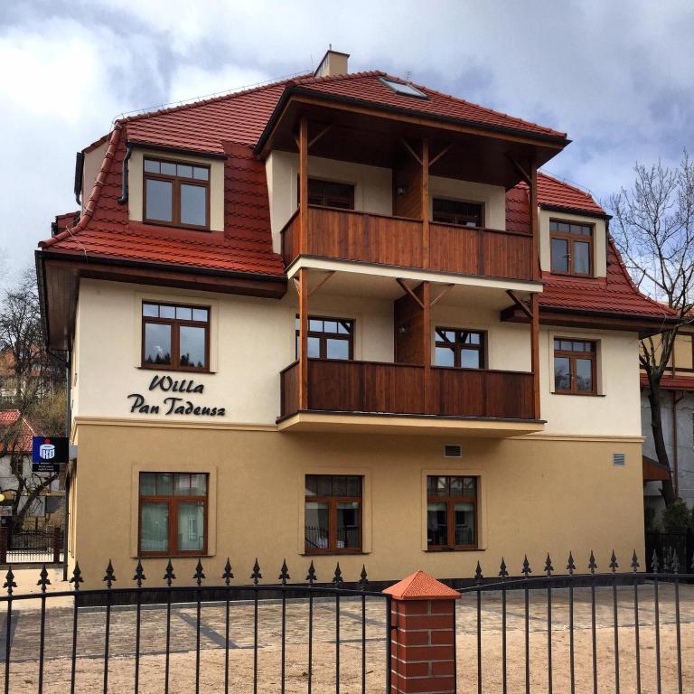 Budova, v ktorej sa apartmán nachádza