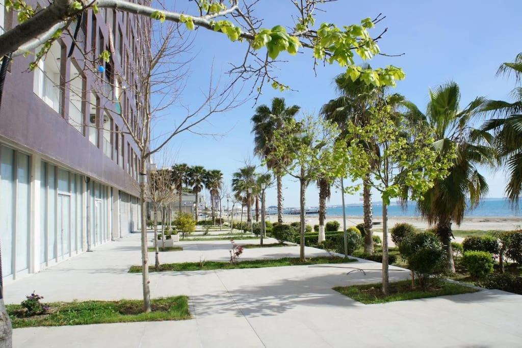 Merville_Beachfront Apartment - Image 6