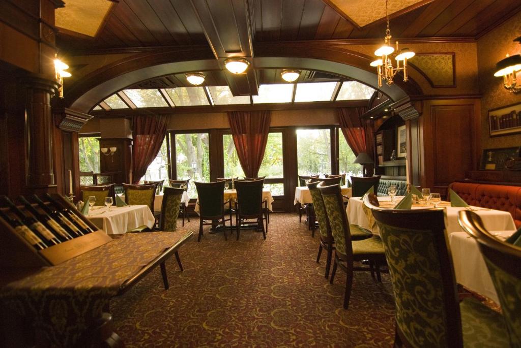 Golden Ball Club - Resim 35