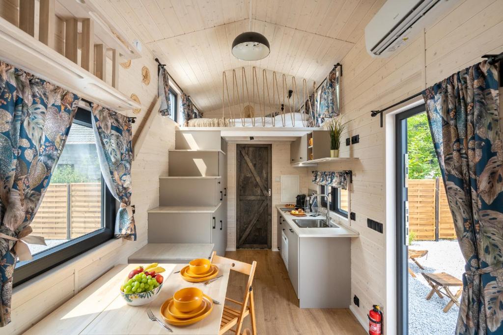 Staymoovers - Tinyhouse Zator - 11