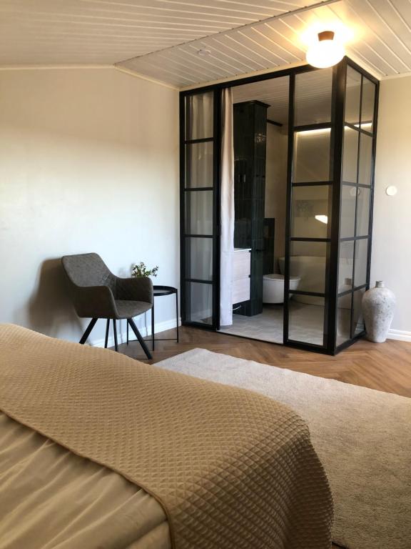 Tukkilan Tila - Double Room With Private Bathroom