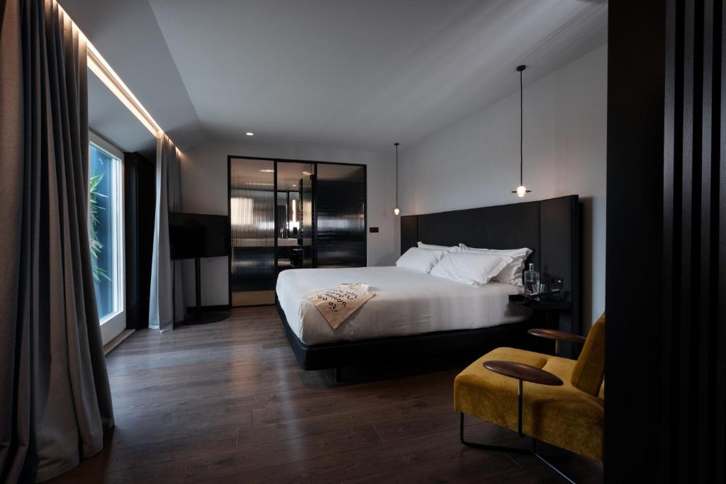 chic&basic Gravity - Resim 1