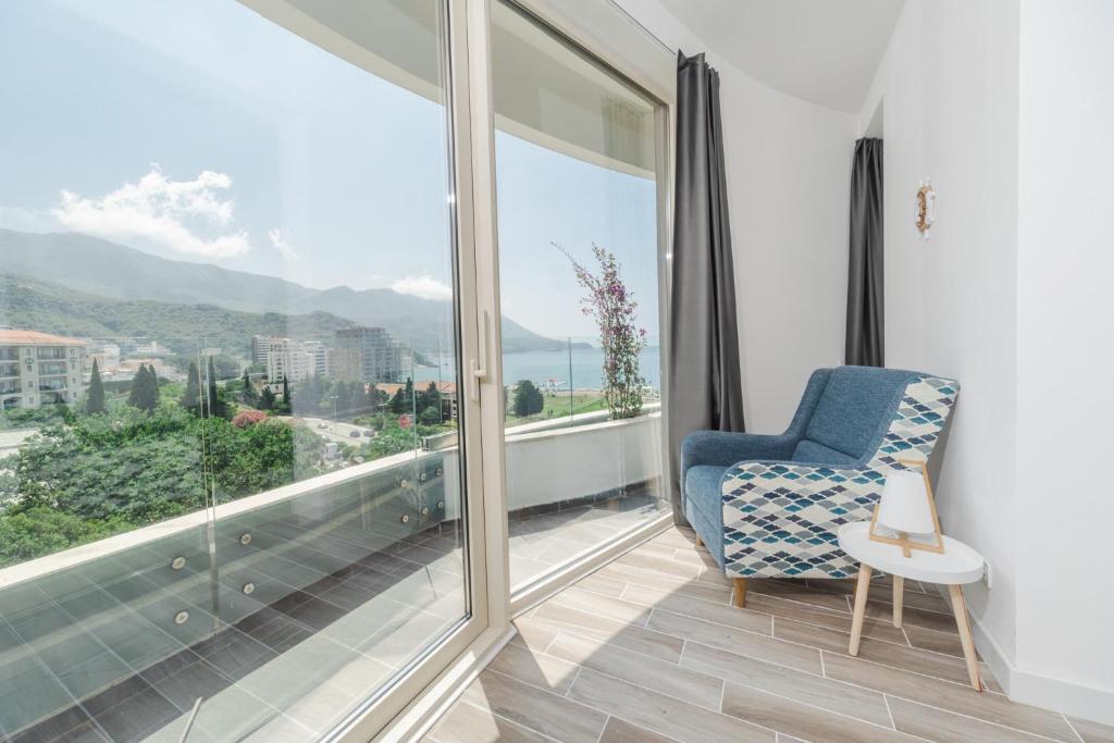 Nespecifikovaný výhled na hory nebo výhled na hory při pohledu z apartmánu