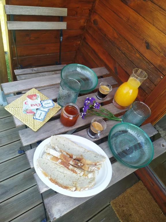 Jídlo v luxury tent nebo okolí