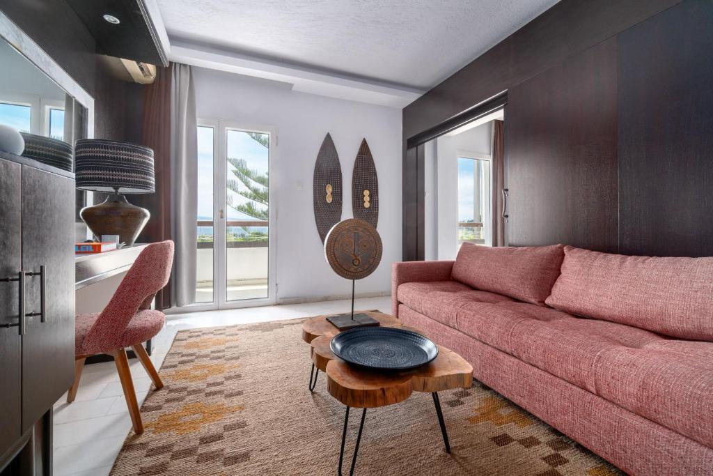 Photo de la galerie de l'établissement Arco Beach Hotel, à Agia Paraskevi
