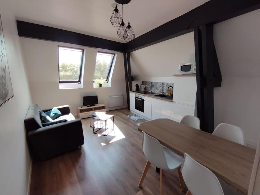 Photo de la galerie de l'établissement Appartement centre Yvetot, à Yvetot