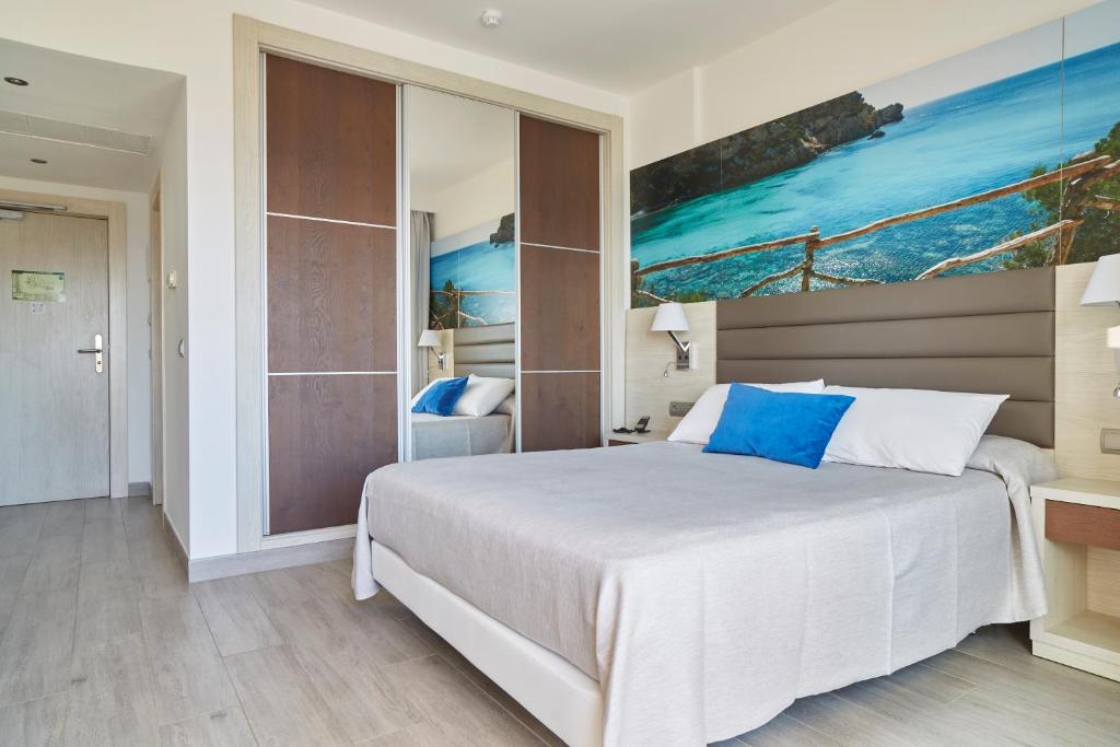 Invisa Hotel Club Cala Verde, Playa Es Figueral – Precios ...