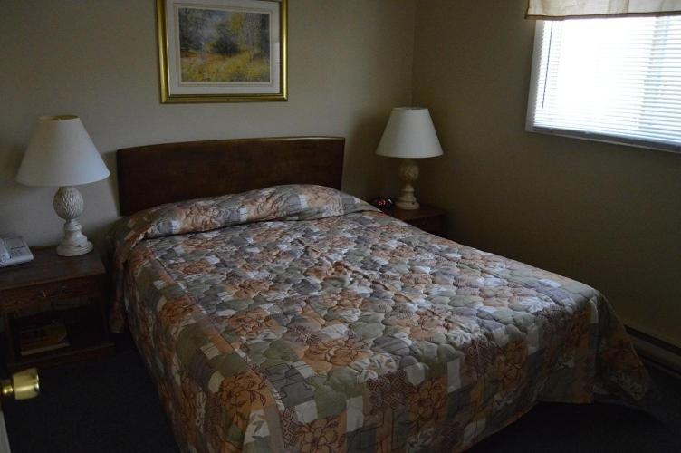 Kennebunk Gallery Motel and Cottages - Family Room