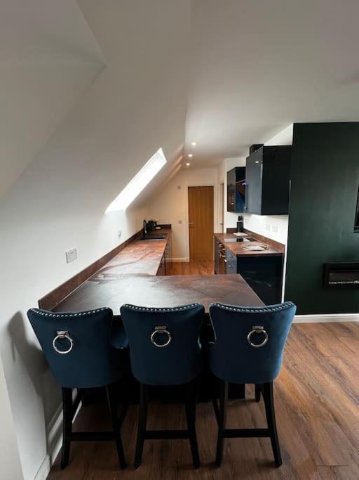 Kuchyň nebo kuchyňský kout v ubytování Roslin Templar loft
