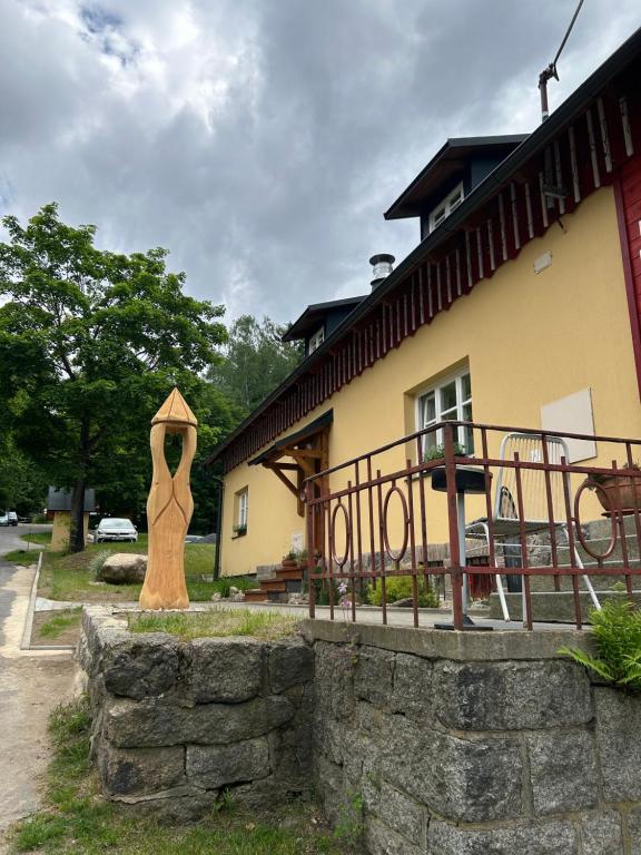 Budova, kde se penzion nachází