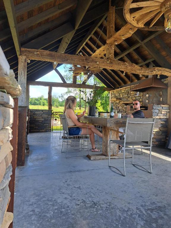 Posezení v ubytování Gîte Les 3 pierres