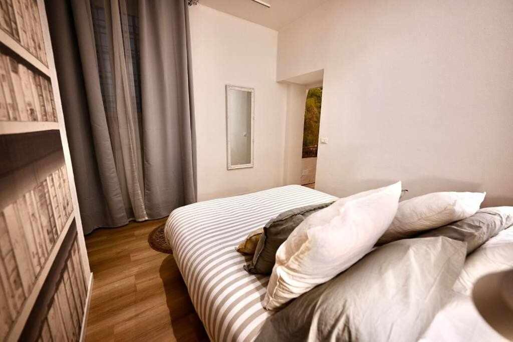 Posteľ alebo postele v izbe v ubytovaní Juliet Suite by di bi rooms