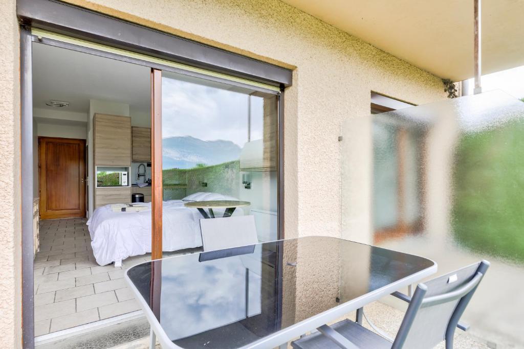 Nespecifikovaný výhled na hory nebo výhled na hory při pohledu z aparthotelu