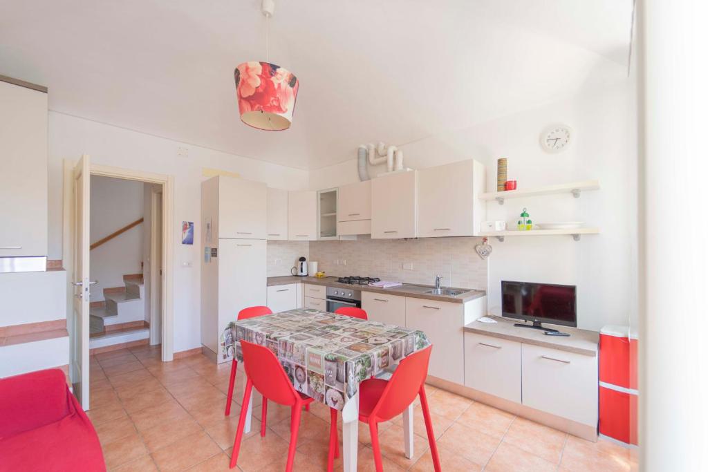 096 - Casa al Borgo Cavi di Lavagna, 150 metri dal mare, Lavagna – Prezzi  aggiornati per il 2024