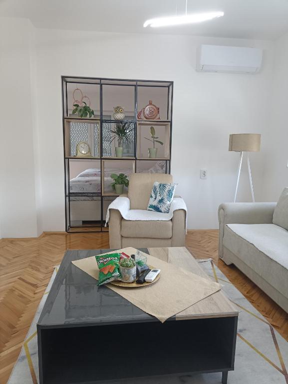Big Apartment Veles - Квартира с двумя спальнями