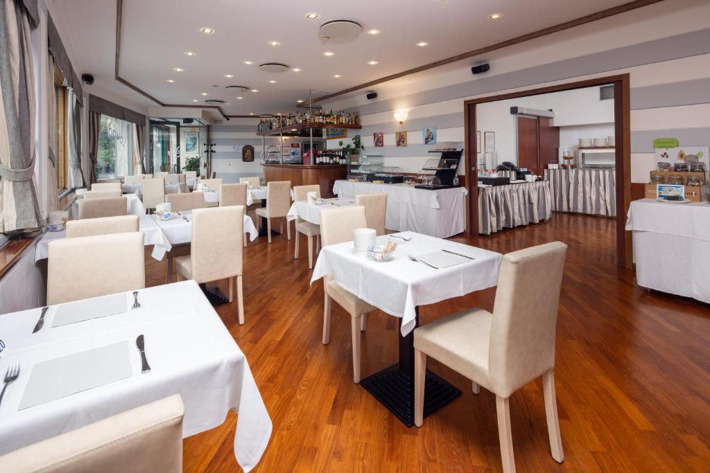 Restaurace v ubytování Hotel Laurin