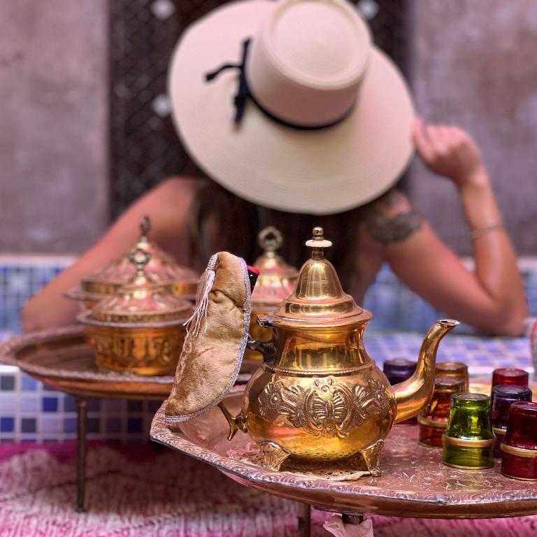 Nápoje v ubytování Riad Pourpre Medina