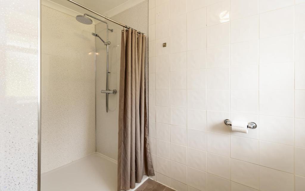 Bower House Inn - 