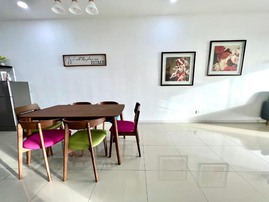 Posezení v ubytování Home Away From Home In Taiping - Newly Upgraded!