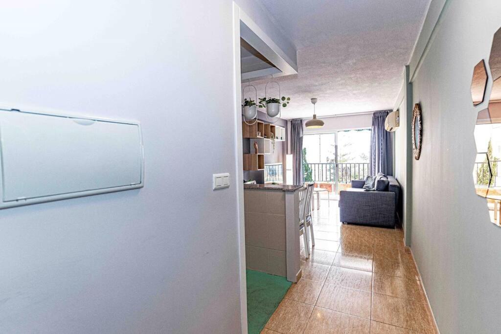 TV a/nebo společenská místnost v ubytování Sea Apartment Torre del Mar