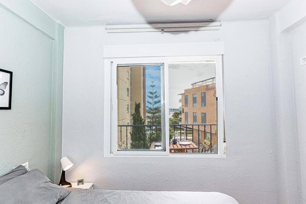Postel nebo postele na pokoji v ubytování Sea Apartment Torre del Mar