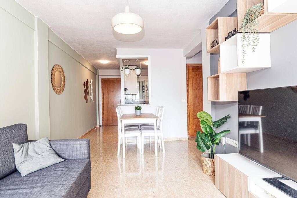 Kuchyň nebo kuchyňský kout v ubytování Sea Apartment Torre del Mar