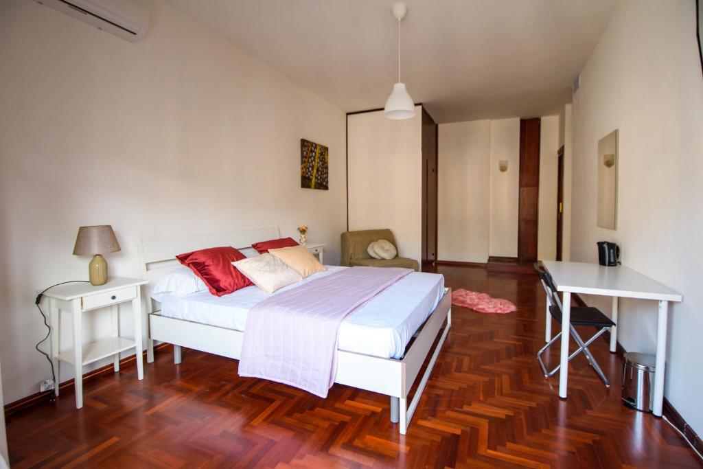 Sallù Boutique - Chambre Royale Avec Balcon
