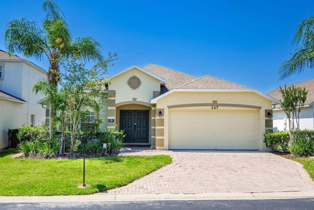 611 Legacy Park Villa, Davenport (updated prices 2024)