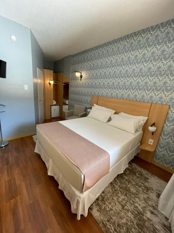 HOTEL OESTE PLAZA (ANDRADINA): 35 fotos, comparação de preços e
