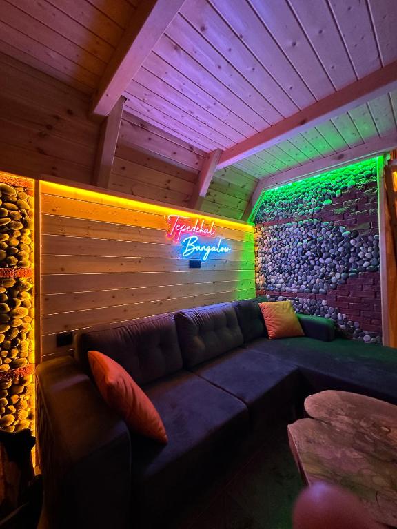 Posezení v ubytování Tepedekal bungalow