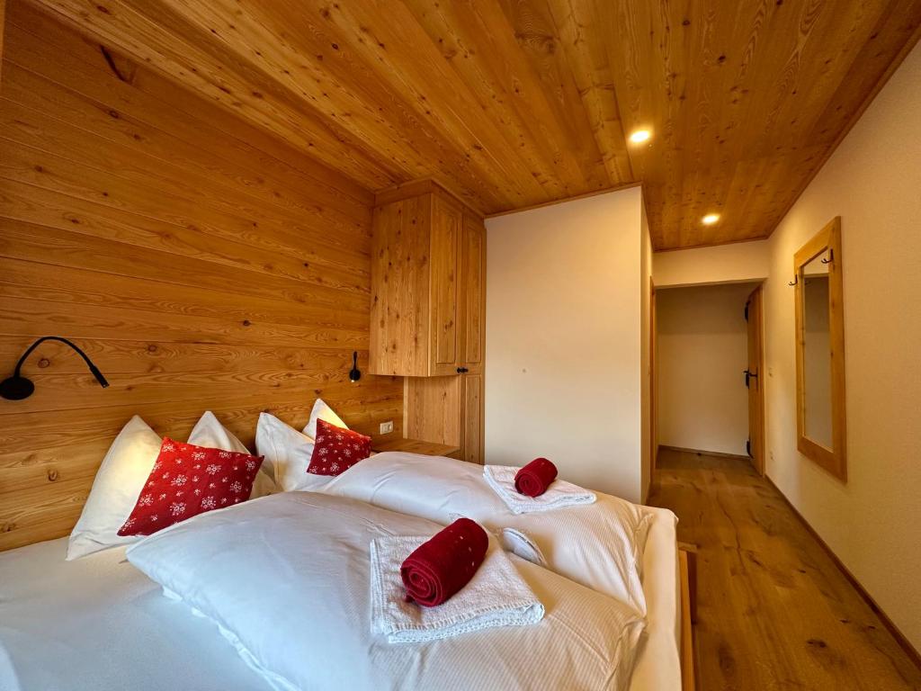 Postel nebo postele na pokoji v ubytování Hotel ŠURC