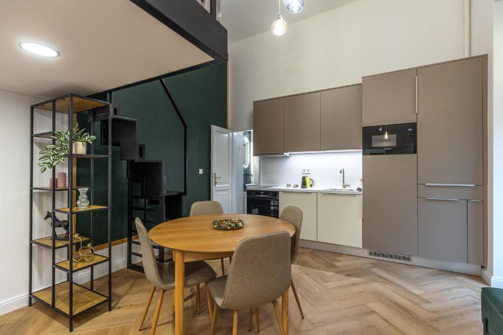 Downtown Luxury Apartment 1136 Budapest, 4 Hegedűs Gyula utca kép - 1