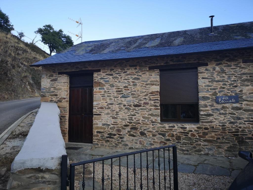 La nueva Escuela - One-Bedroom Chalet With Sauna