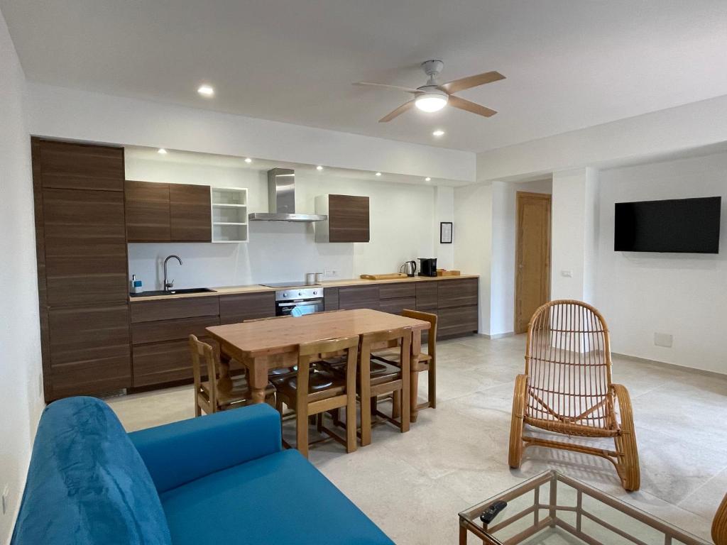 L' Arca Residence - Two-Bedroom Apartment With Terrace